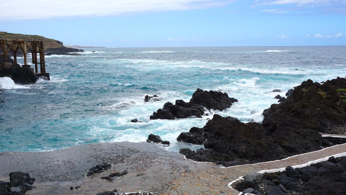 Eines der Meerwasserschwimmbäder von Porto de La Cruz