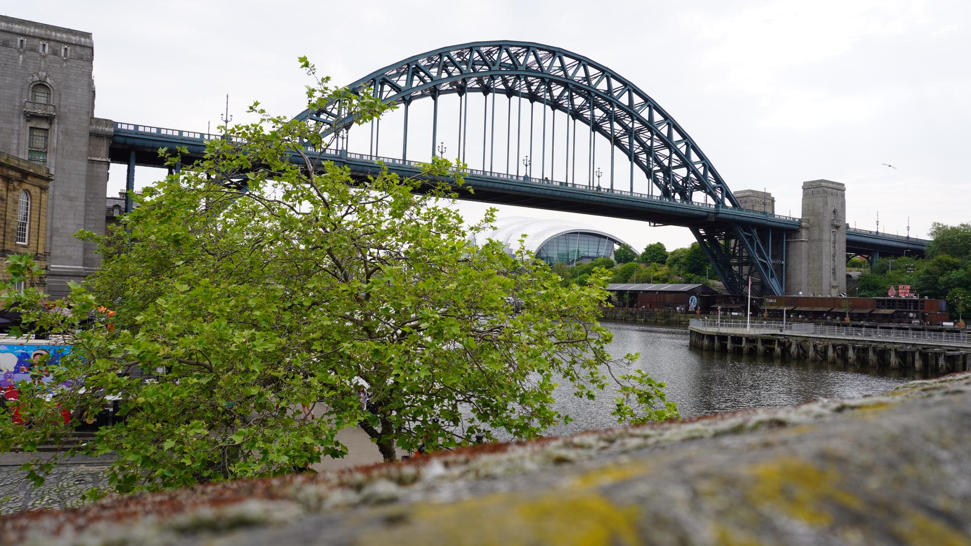 Eine der vielen Brücken in Newcastle