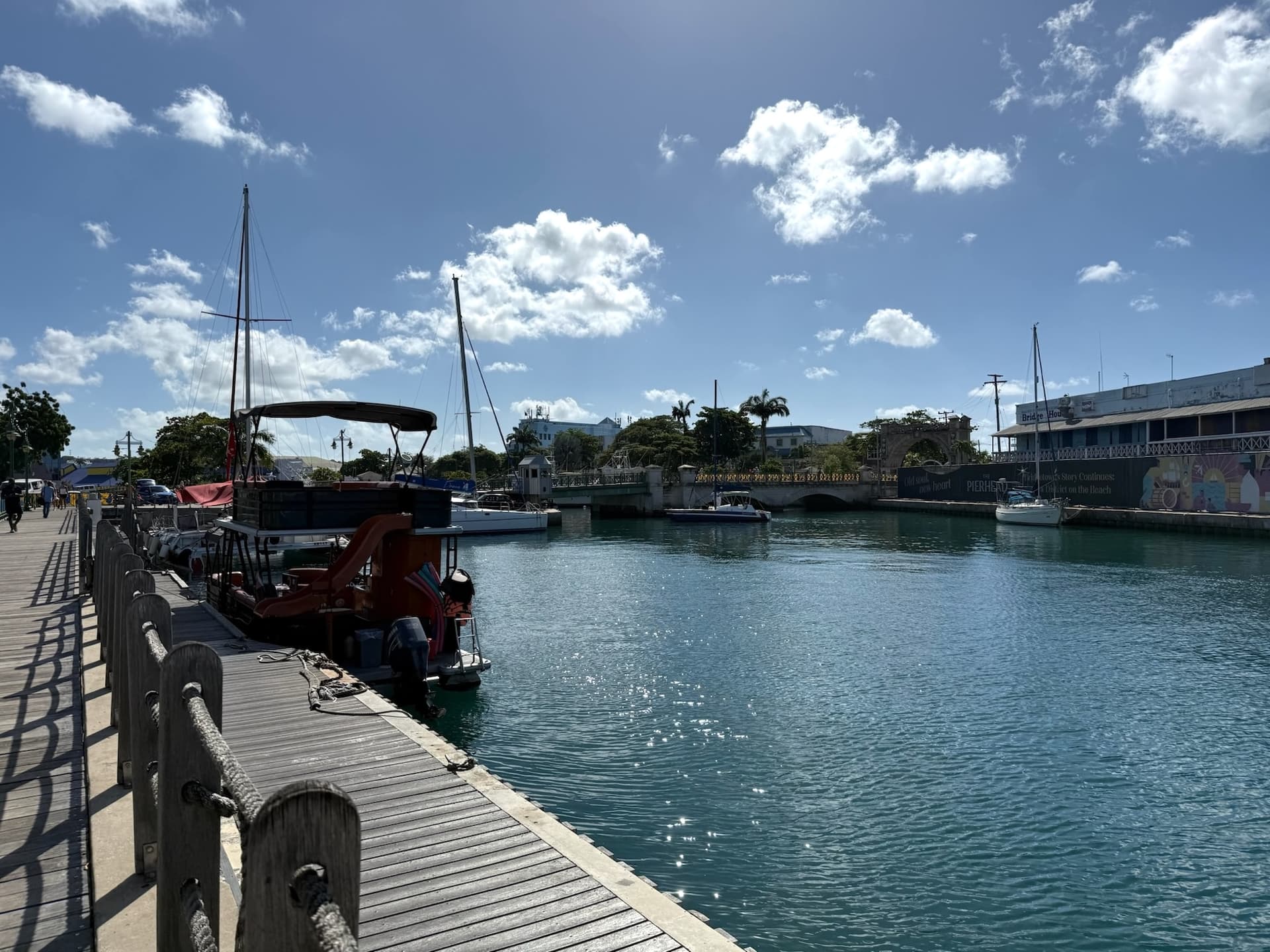Boote im Hafen von Bridgetown