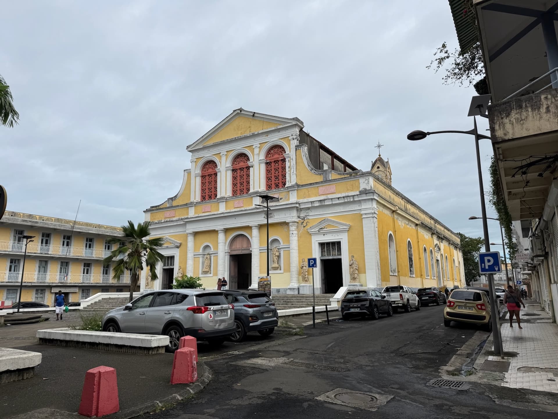 Die kleine Kirche von Pointe-à-Pitre