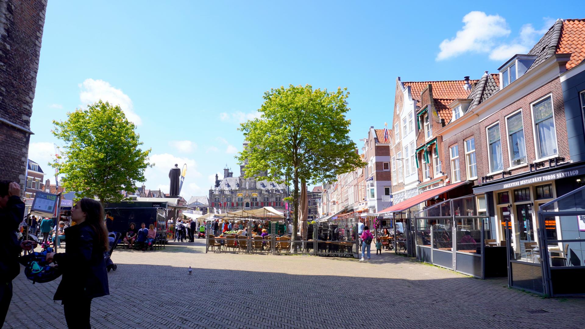 Der Marktplatz von Delft