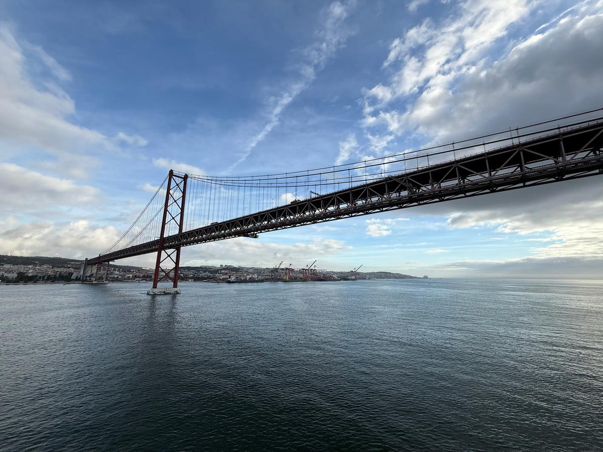 Die Brücke des 25. April in Lissabon