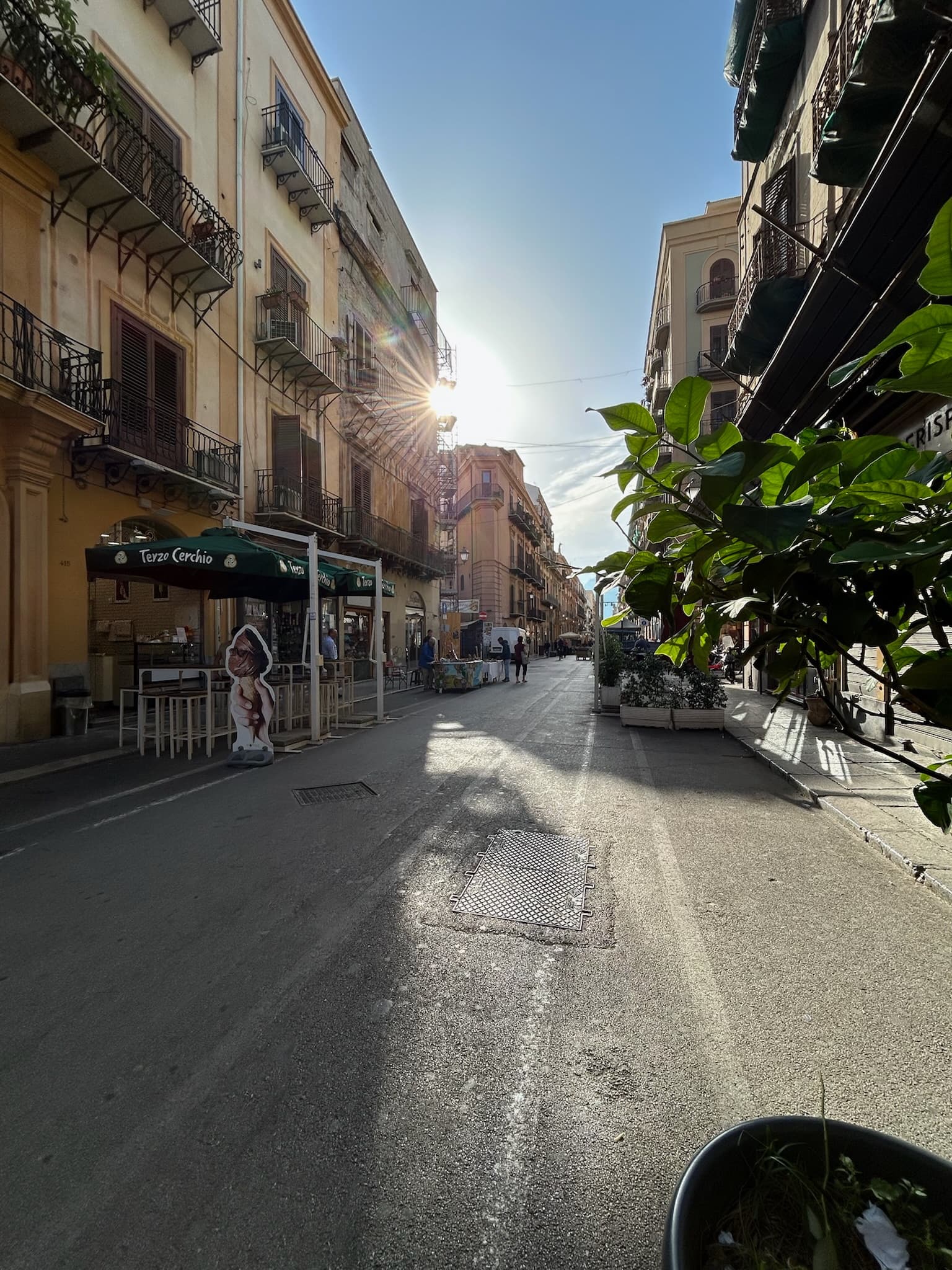 Eine Straße in Palermo (Italien)