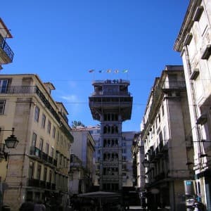 Landausflug in Lissabon: Eine Besonderheit in Lissabon: der Elevador de Santa Justa