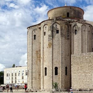 Landausflug in Zadar: Die Kirche Sankt Donatus aus dem 9. Jahrhundert