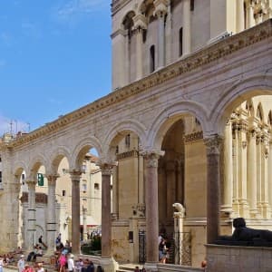 Landausflug in Split: Der Säulenhof Peristyl