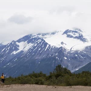 Gletscherbedeckte Gipfel in Alaska