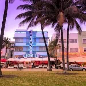 Der Ocean Drive ist gesäumt von Art-Deco-Boutique-Hotels