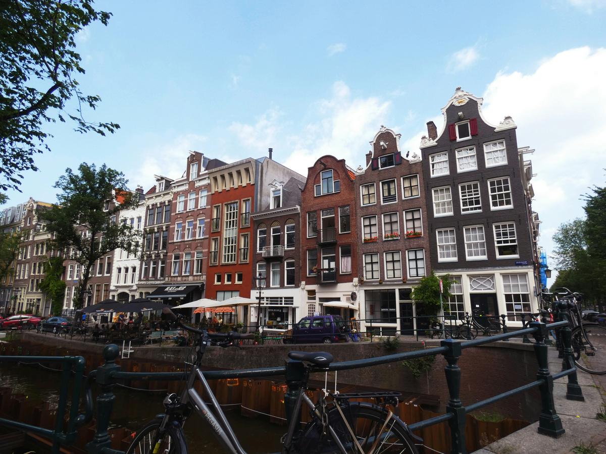 Erst auf den zweiten Blick ist das Haus zu entdecken | Bild © Thomas van der Zeeuw auf Unsplash