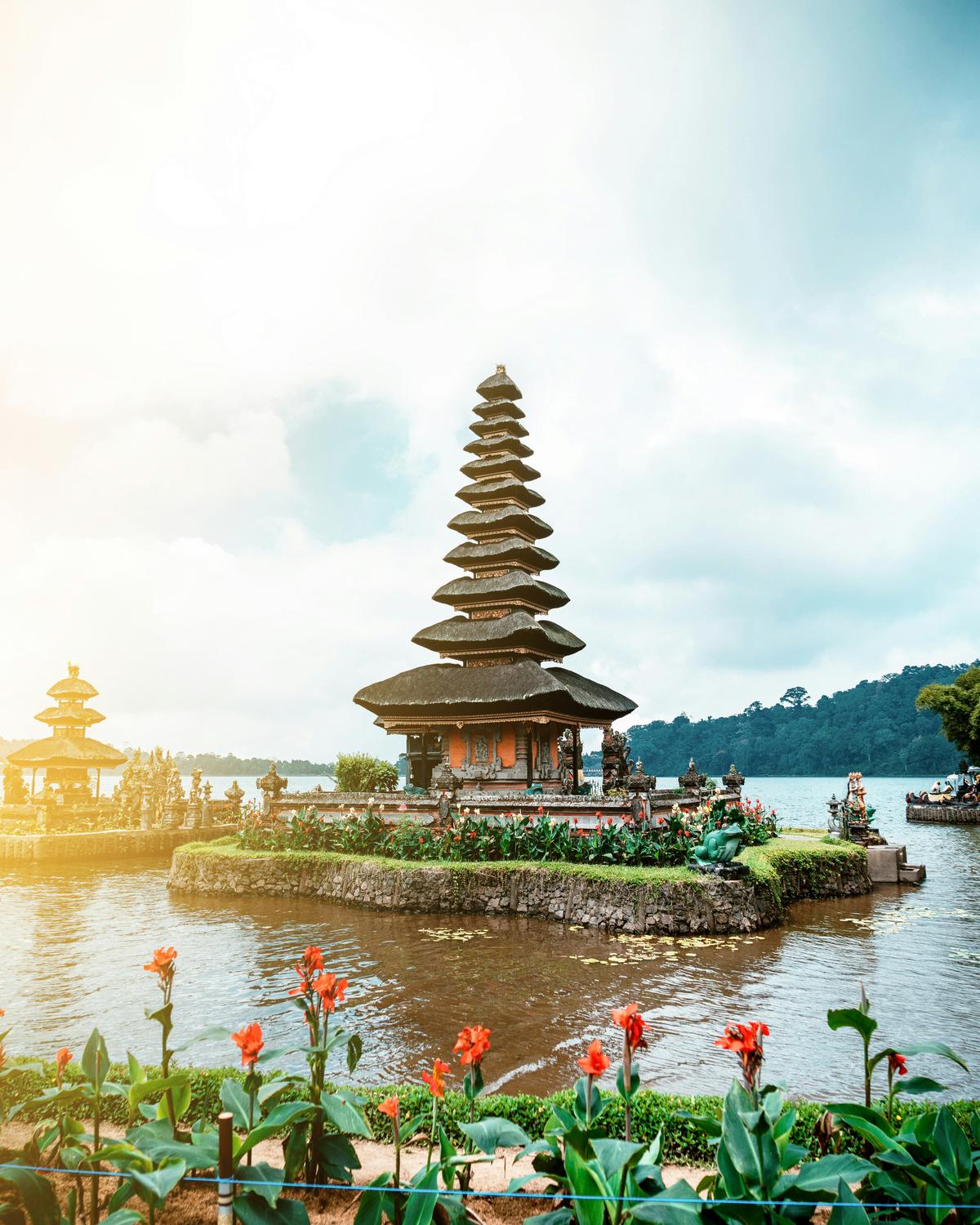 Ein Tempel auf Bali | Foto von Guillaume Meurice auf Unsplash