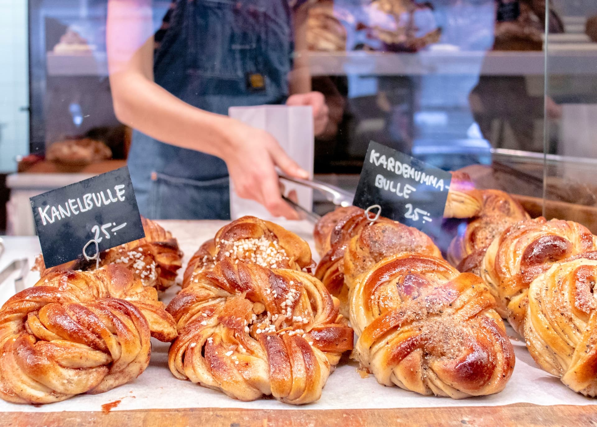 jessica-guzik-Fuj145tMO84-unsplash Zimtschnecken in Stockholm im Foto von Jessica Guzik via Unsplash