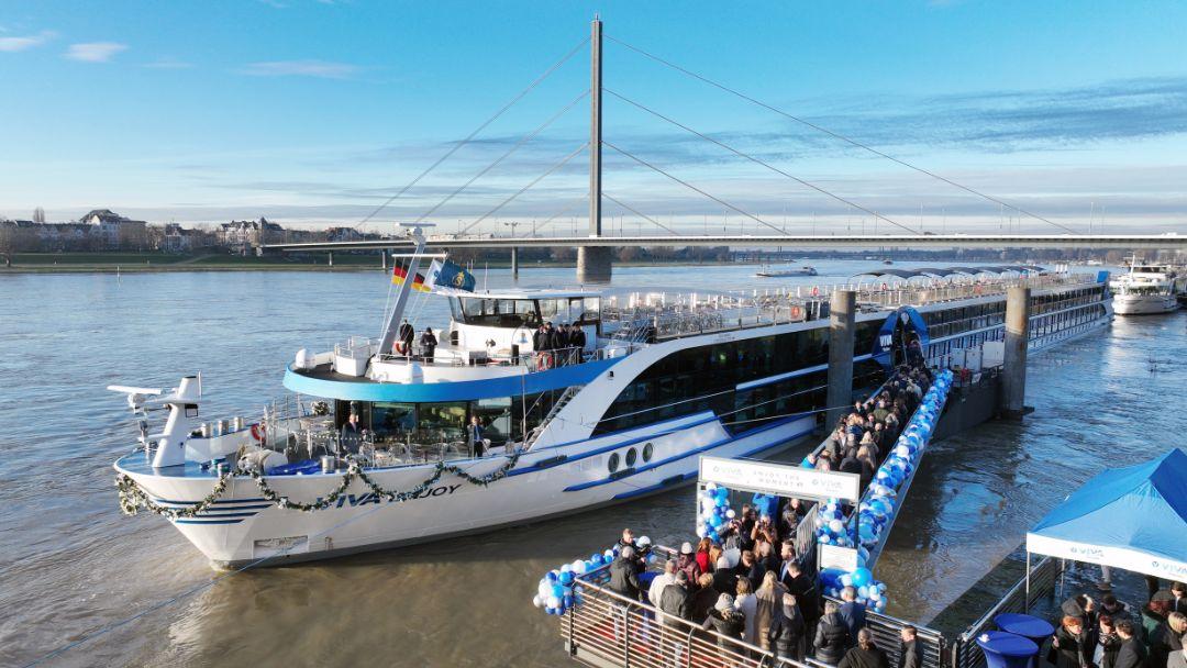 Die Taufe der neuen VIVA Enjoy